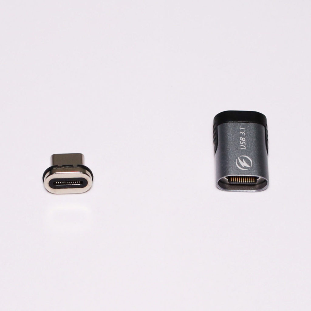 磁石式USBアダプター
